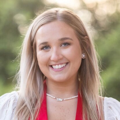 Ellie Sidebottom Headshot